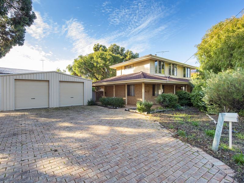 32 Yanrey Street, Golden Bay