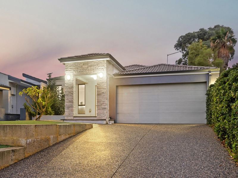 20B Mackay Way, Hillarys