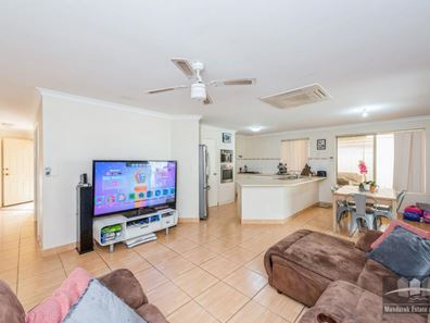 10B Mercury Crescent, Falcon WA 6210