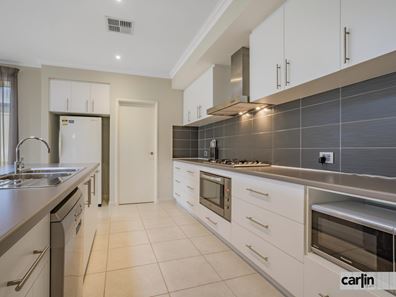 9 Rivette Road, Baldivis WA 6171