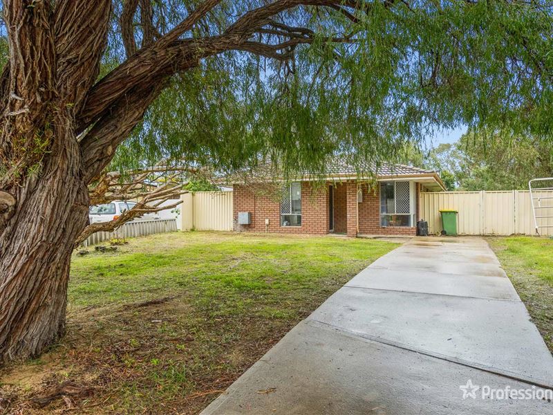 1 Fairlie Place, Coodanup