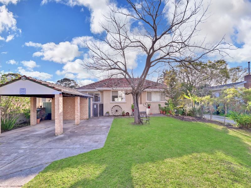 24 Barton Parade, Bassendean