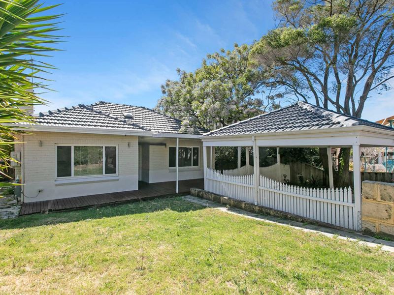 23 Mimosa Avenue, Mount Claremont
