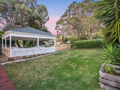 23 Mimosa Avenue, Mount Claremont WA 6010