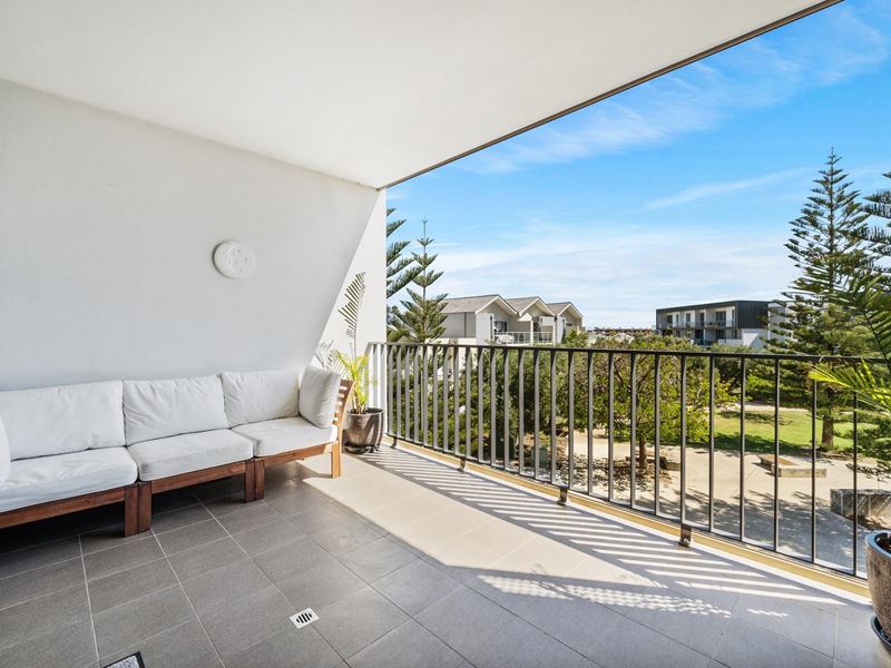 25/22 Heirisson Way, North Coogee WA 6163