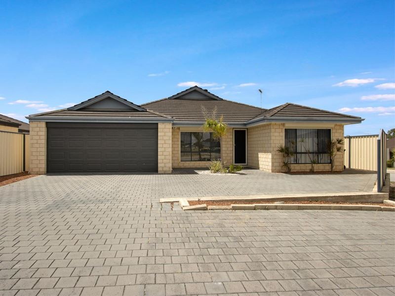 74 Centennial Avenue, Bertram