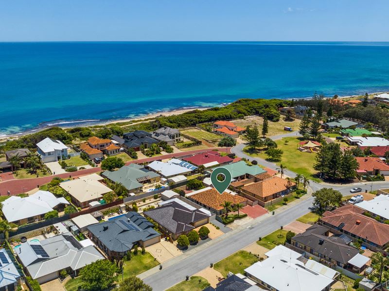 5 Montego Way, Halls Head WA 6210