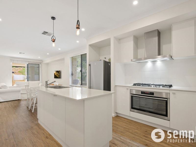 88 Entrance Road, Spearwood
