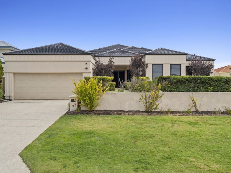 4 Guillardon Terrace, Madora Bay