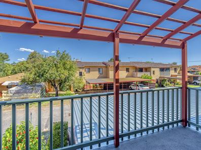 7/58 Pollard Street, Glendalough WA 6016