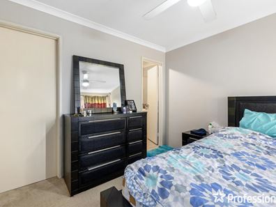 96 Amherst Road, Canning Vale WA 6155
