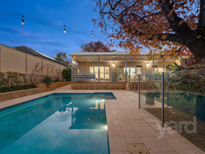 8 Kirkland Place, Melville