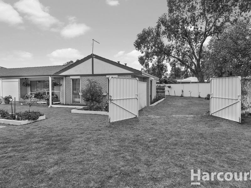 6A Valentino Close, Greenfields WA 6210