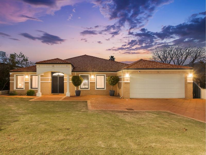 10 Todd Avenue, Como