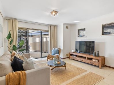 9C Piedmont Court, Nollamara WA 6061