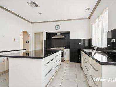 97 Campbell Street, Lamington WA 6430