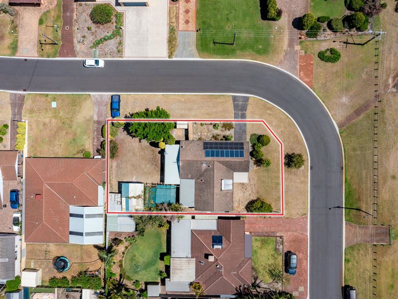 16 Shearwater Way, Gosnells