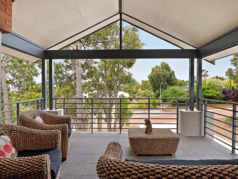 10 Flello Rise, Bedfordale