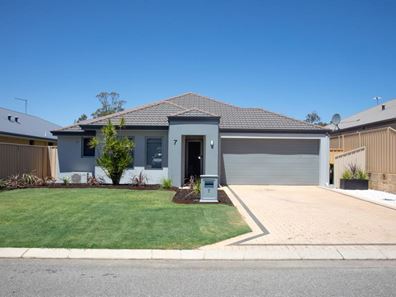 7 Mooreland Road, Baldivis WA 6171