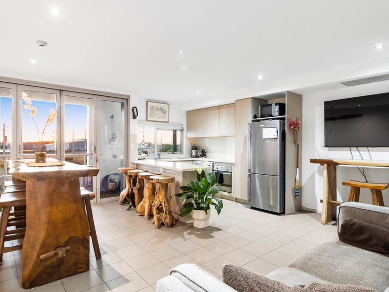 9/10 Kwong Alley, North Fremantle