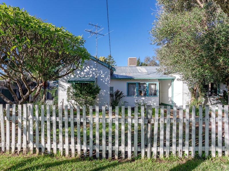 35 Marian Avenue, Armadale