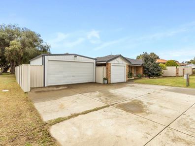 1 Mitford Grove, Port Kennedy WA 6172