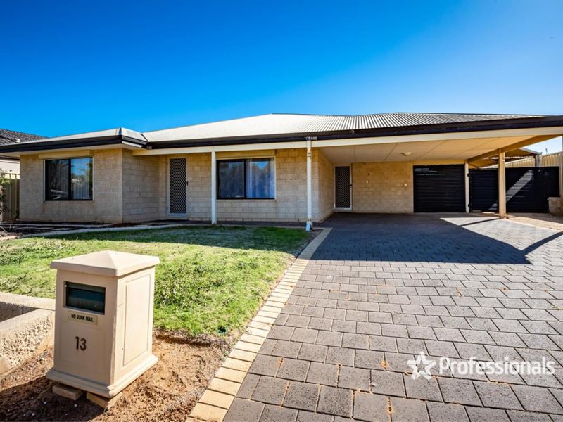 13 Buchanan Place, Tarcoola Beach WA 6530