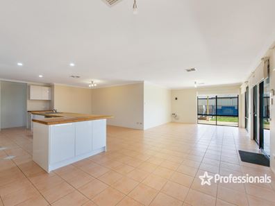 13 Buchanan Place, Tarcoola Beach WA 6530