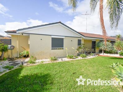 34 Elderberry Circle, Halls Head WA 6210