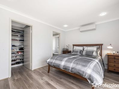 24 Claridge Circle, Thornlie WA 6108