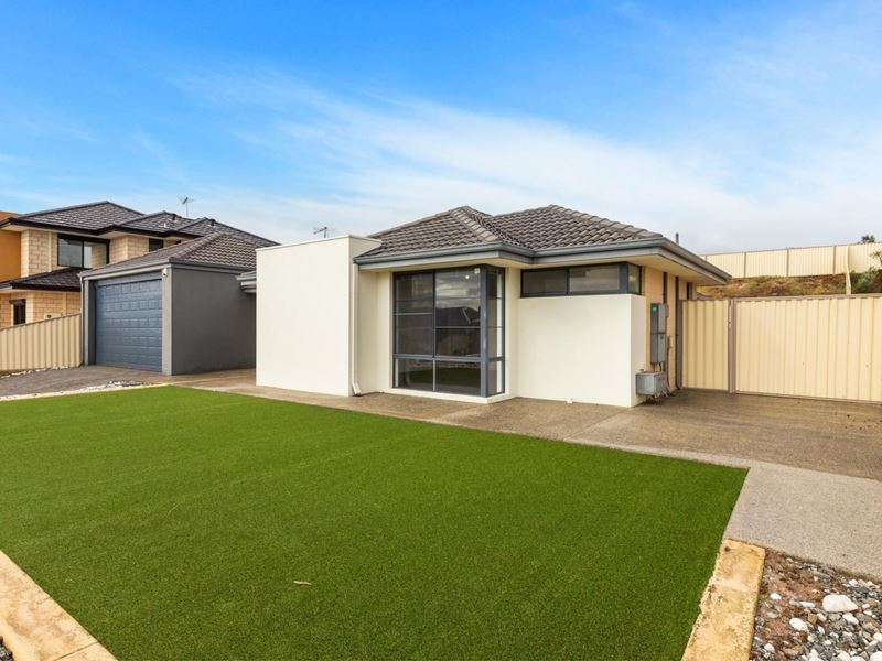 21 Saltspray Road, Singleton WA 6175