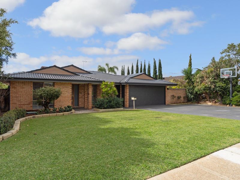 8 Ardrossan Loop, Kingsley