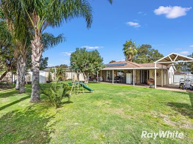 6 Underdale Place, Coodanup WA 6210