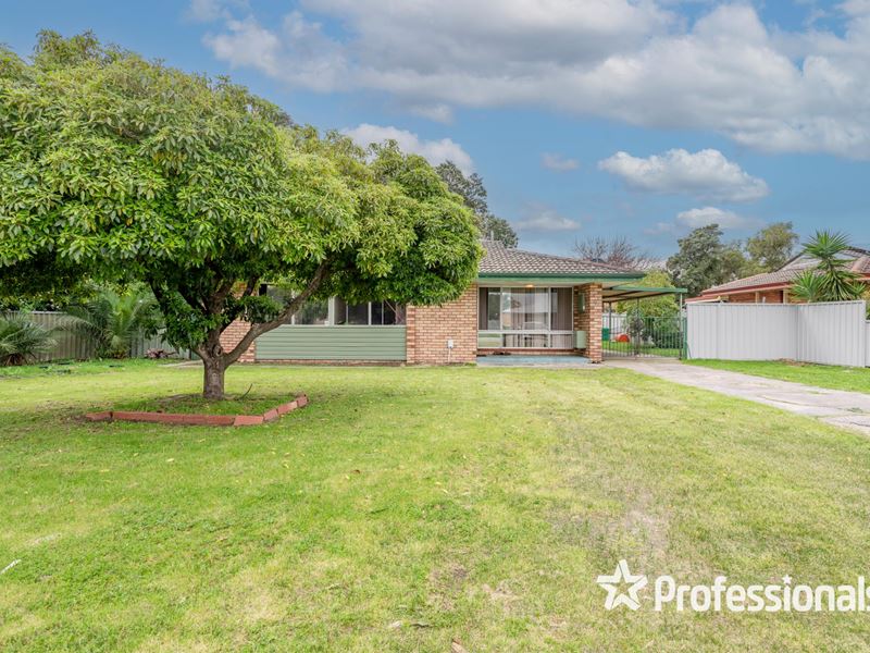 4 Elanora Road, Armadale WA 6112