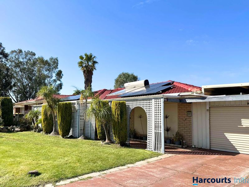 27 Arnos Way, Girrawheen WA 6064