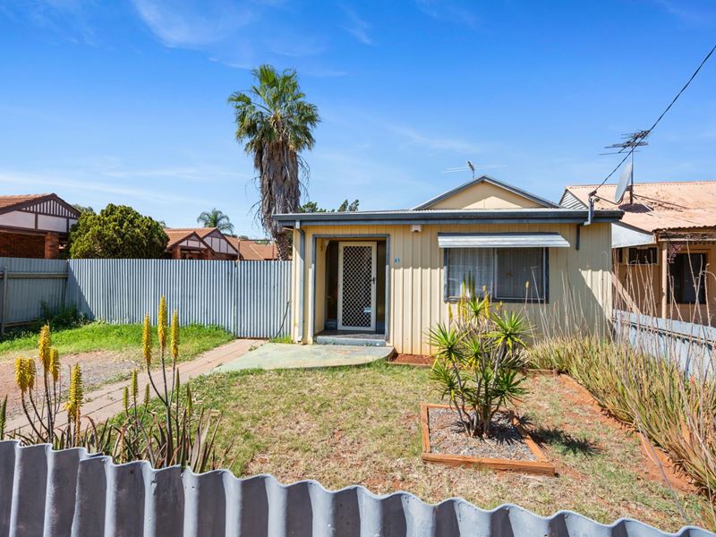 61 Roberts Street, South Kalgoorlie WA 6430