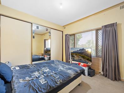 58 Bendix Way, Girrawheen WA 6064