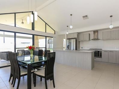 1 Sanctity Link, Aubin Grove WA 6164