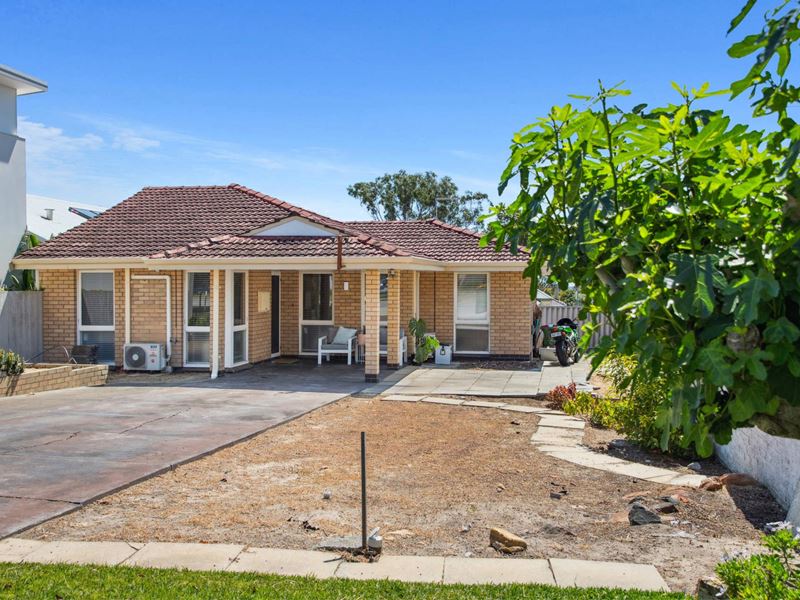 8A Howarth Street, Melville WA 6156