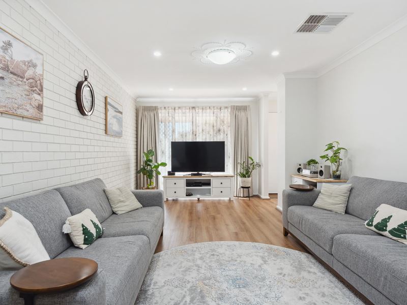 376B Walter Crescent, Morley