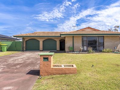 13 Rand Ave, Waikiki WA 6169