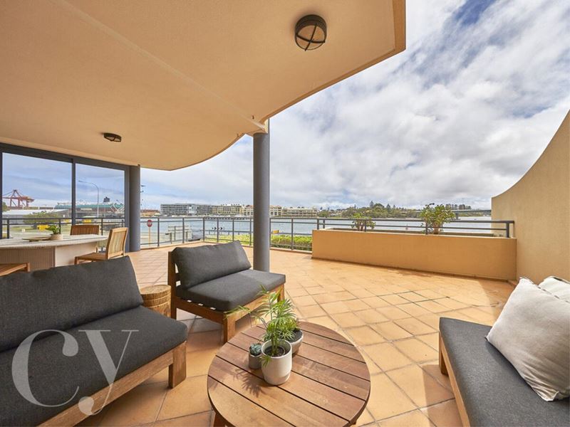 1/1 Riverside Road, East Fremantle