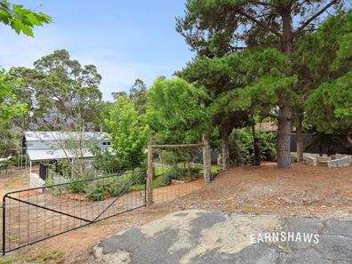 3 Smith Street, Glen Forrest WA 6071