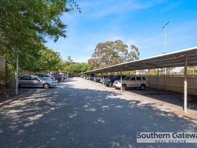 5/4 Canham Way, Orelia WA 6167