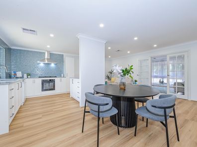 25 Jannali Way, Armadale WA 6112