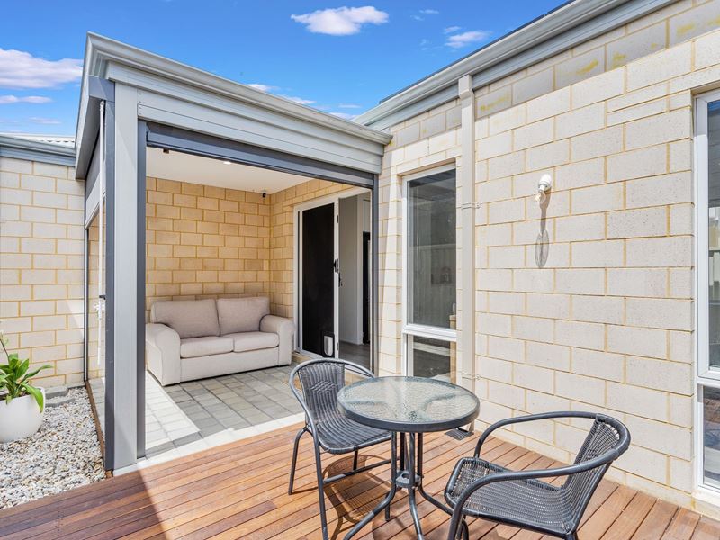 9 Boat Way, Golden Bay