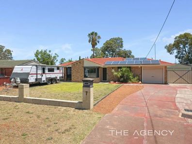 7 Ningaloo Way, Thornlie WA 6108