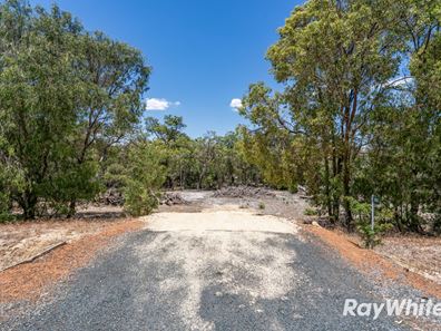 180 Stacey Rise, Lake Clifton WA 6215