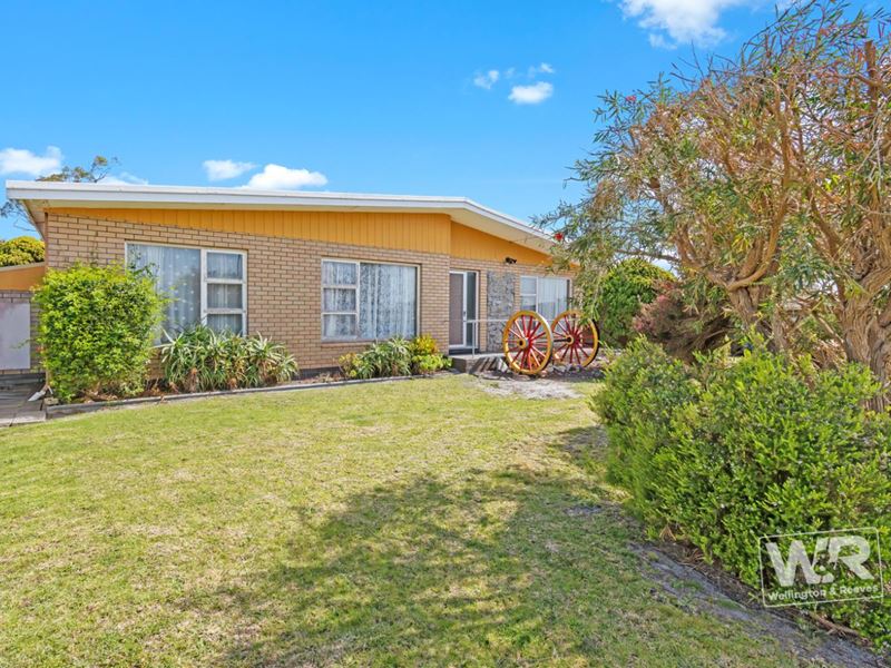 55 Meananger Crescent, Bayonet Head WA 6330