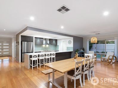1 Aurora Drive, Atwell WA 6164